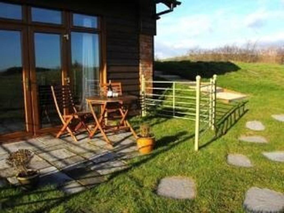 Poachers Hut - Captivating 1-Bed Cottage Shorwell Εξωτερικό φωτογραφία